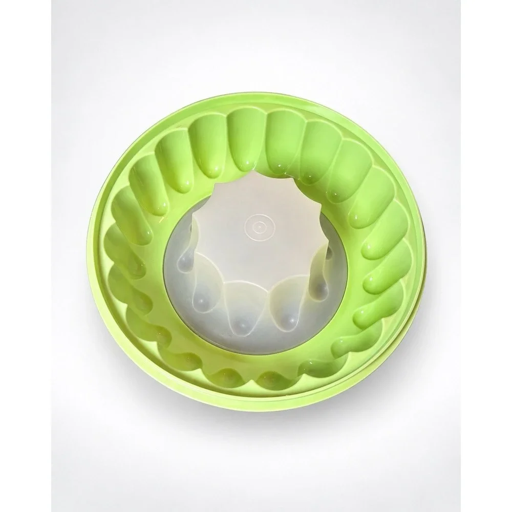 Vintage Tupperware Jel-Ring Mold Green Gelatin Jello Bundt w Lid Center Insert